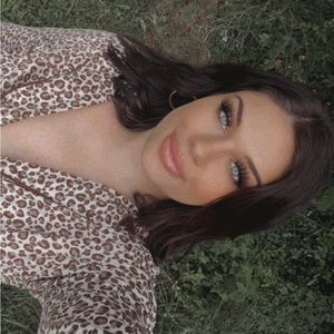 Meet your Posher, Faith